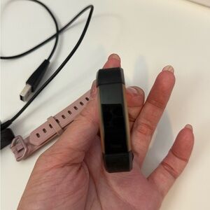 Fitbit Alta HR - rose gold